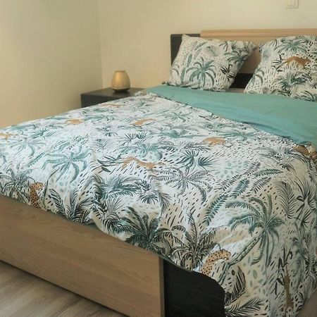 Vaires-sur-Marne Appartement Cosy Proche Disney מראה חיצוני תמונה