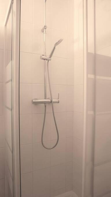 Vaires-sur-Marne Appartement Cosy Proche Disney מראה חיצוני תמונה
